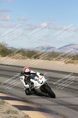 media/Nov-16-2025-Race Pace (Sun) [[8c5fa54630]]/Verified Riders/4-Turn 3 Inside (1050am)/